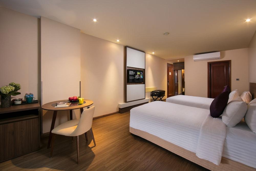 Halong Pearl