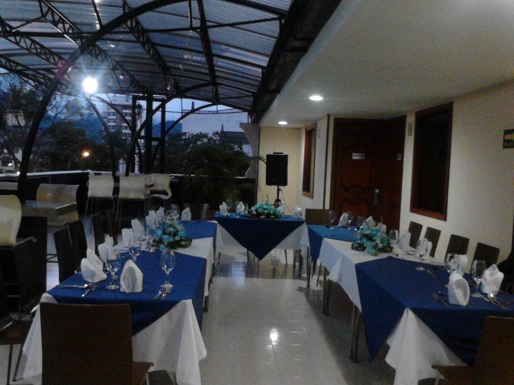 Luxor Plaza