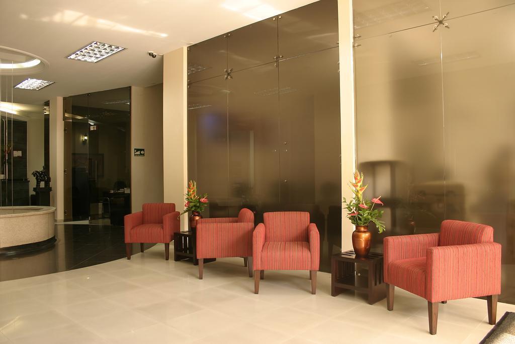 Luxor Plaza