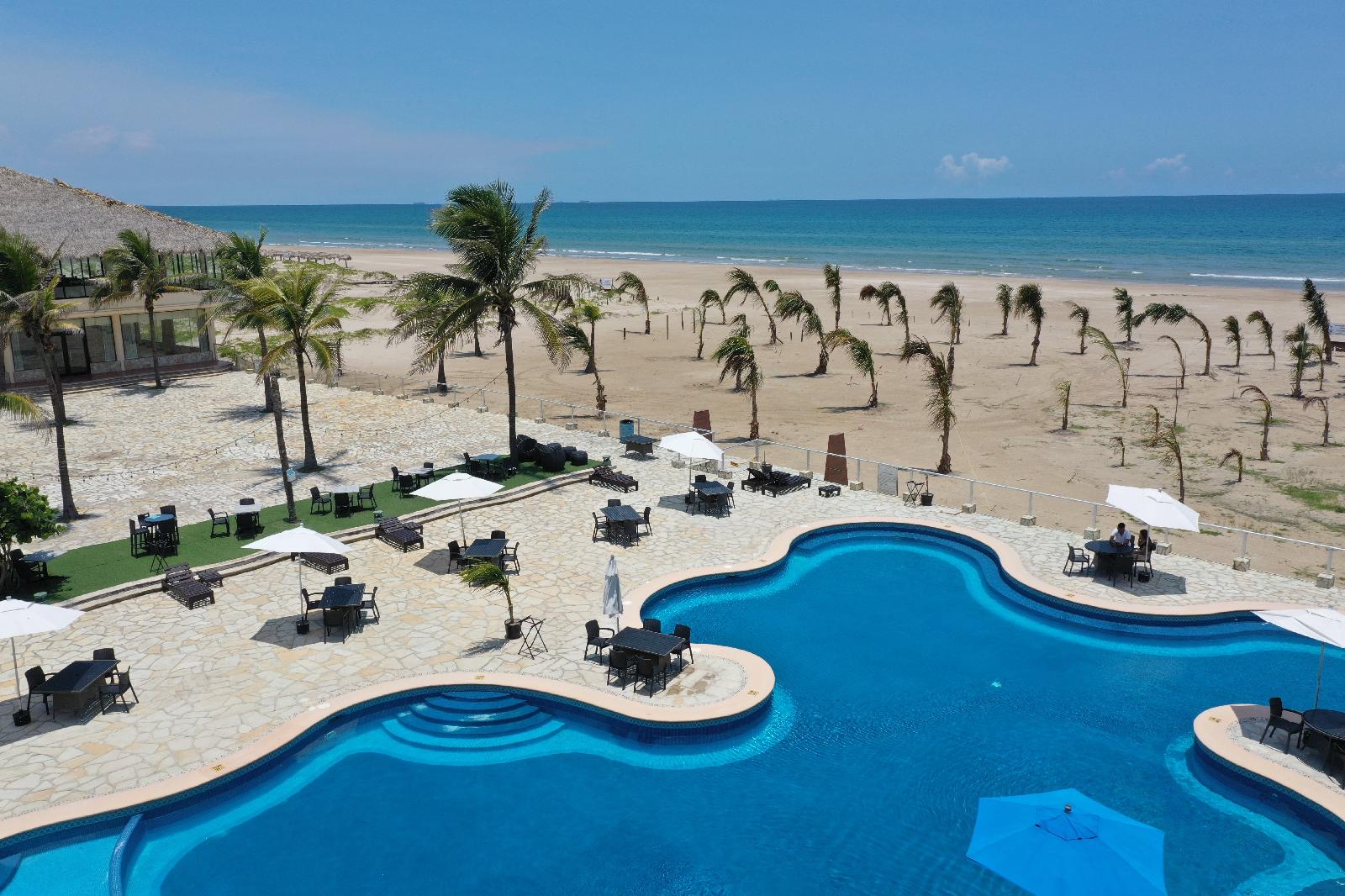 Arenas del Mar Resort