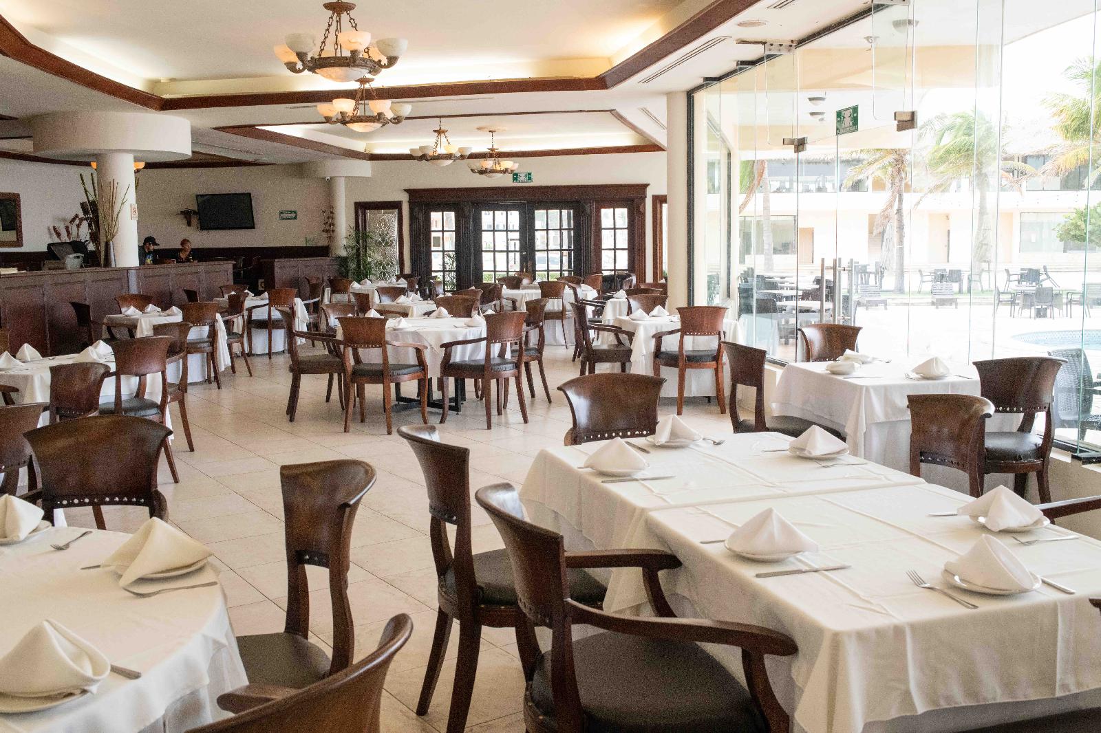 Arenas del Mar Resort