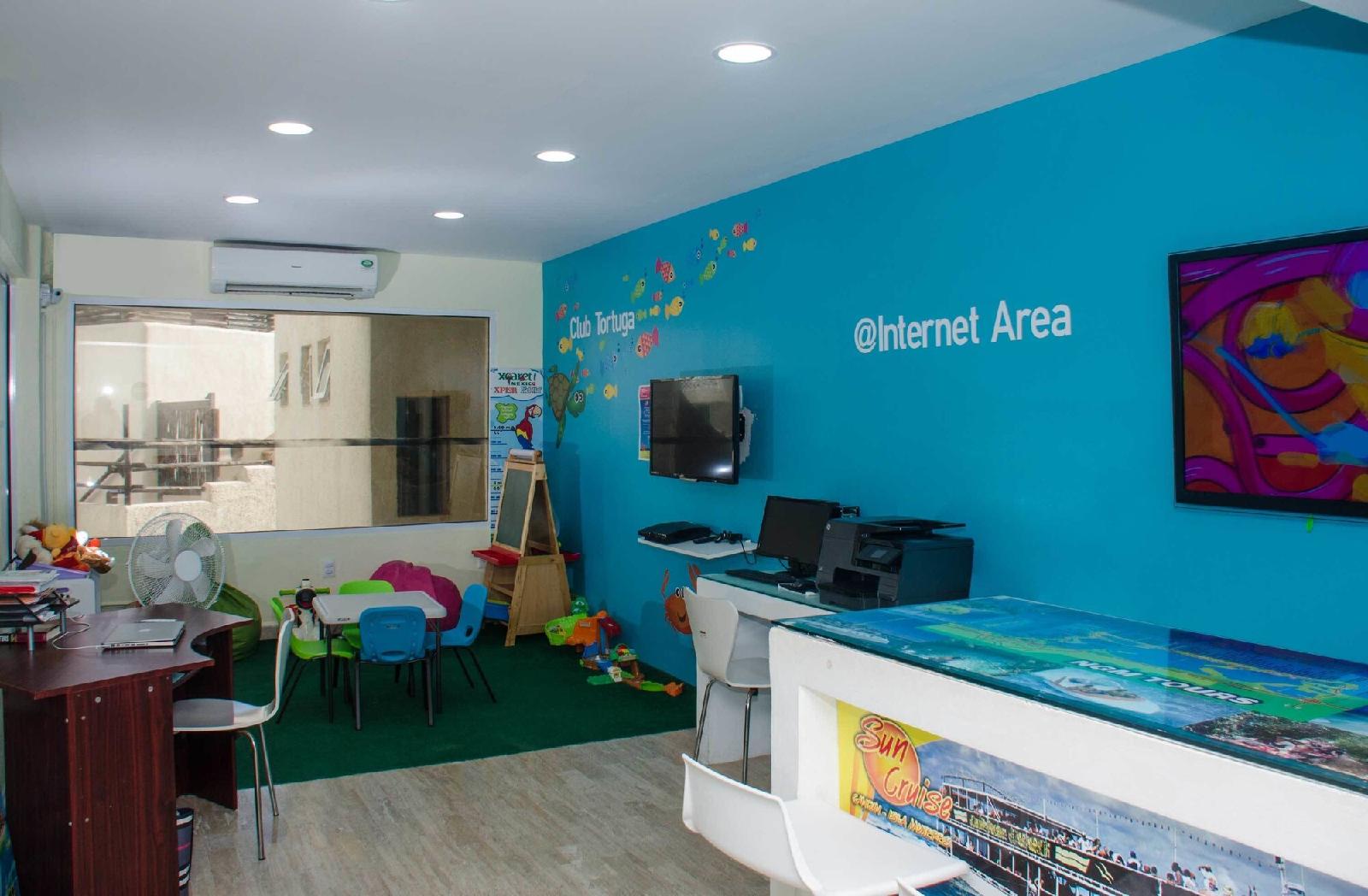 Bsea Cancun Plaza