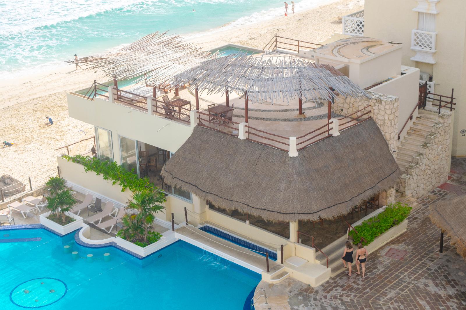 Bsea Cancun Plaza