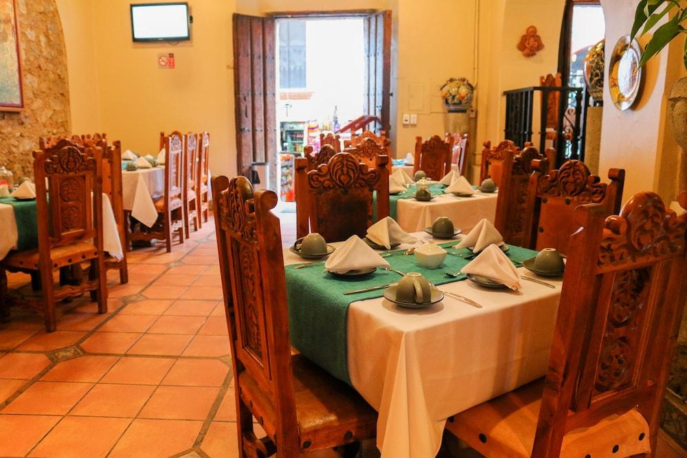 Hotel Agua Escondida