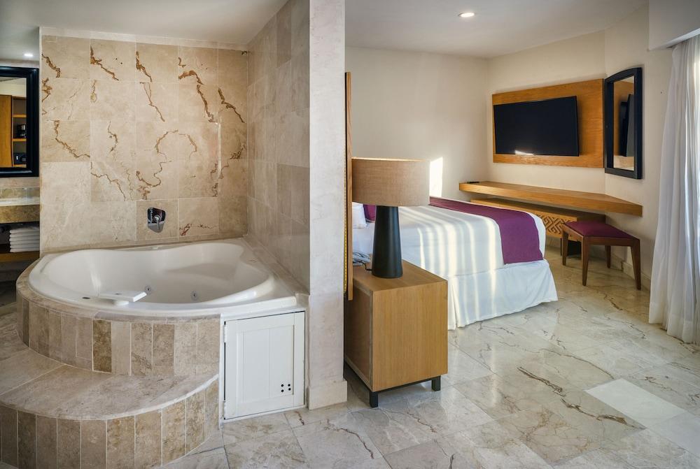 Viva Wyndham Azteca