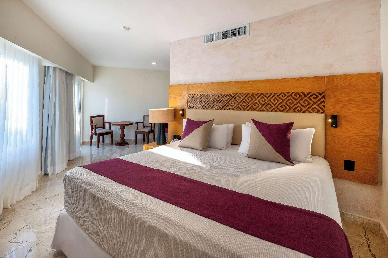 Viva Wyndham Azteca