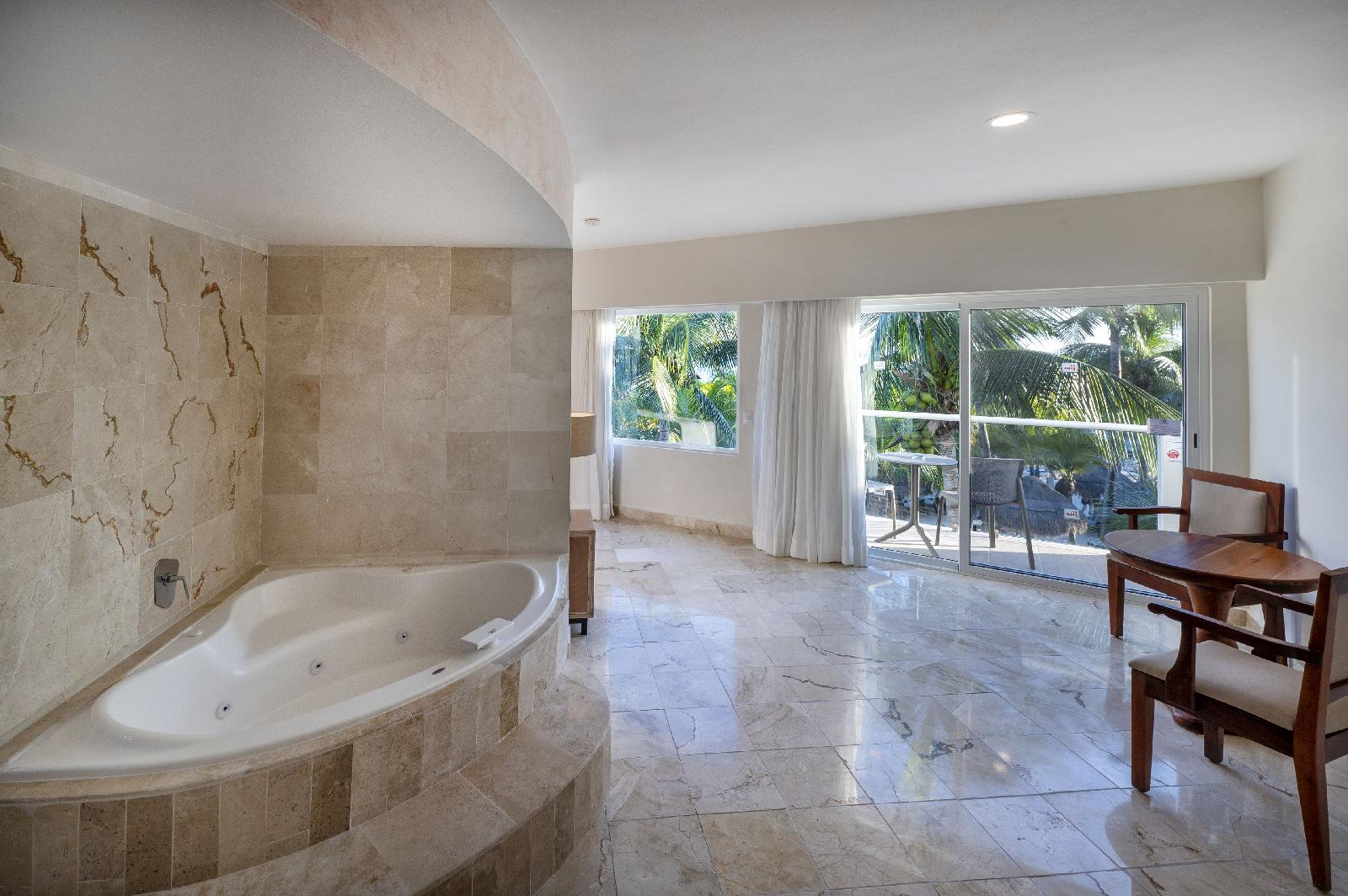 Viva Wyndham Azteca