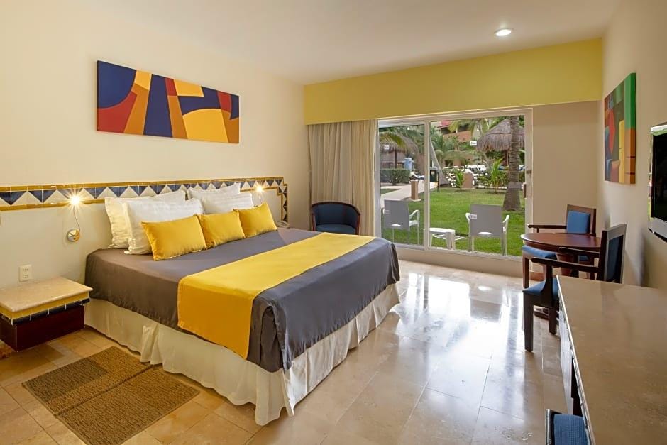 Viva Wyndham Azteca