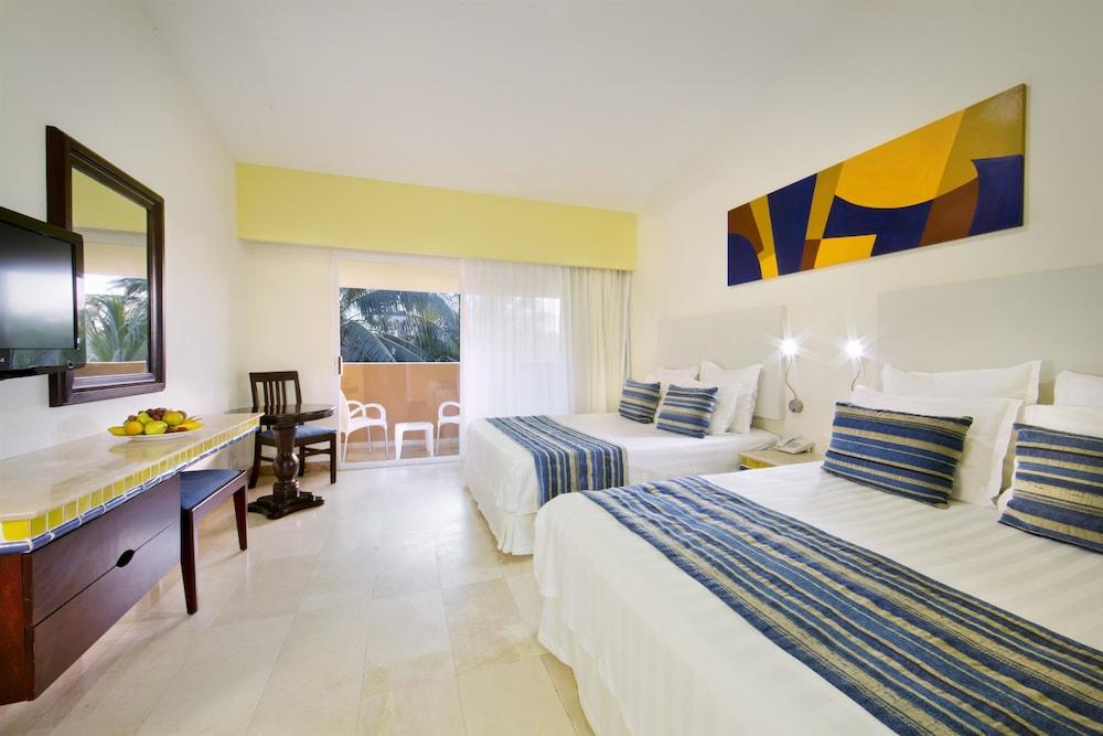 Viva Wyndham Azteca