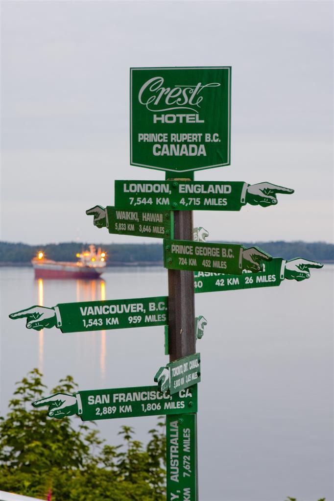 Crest Hotel