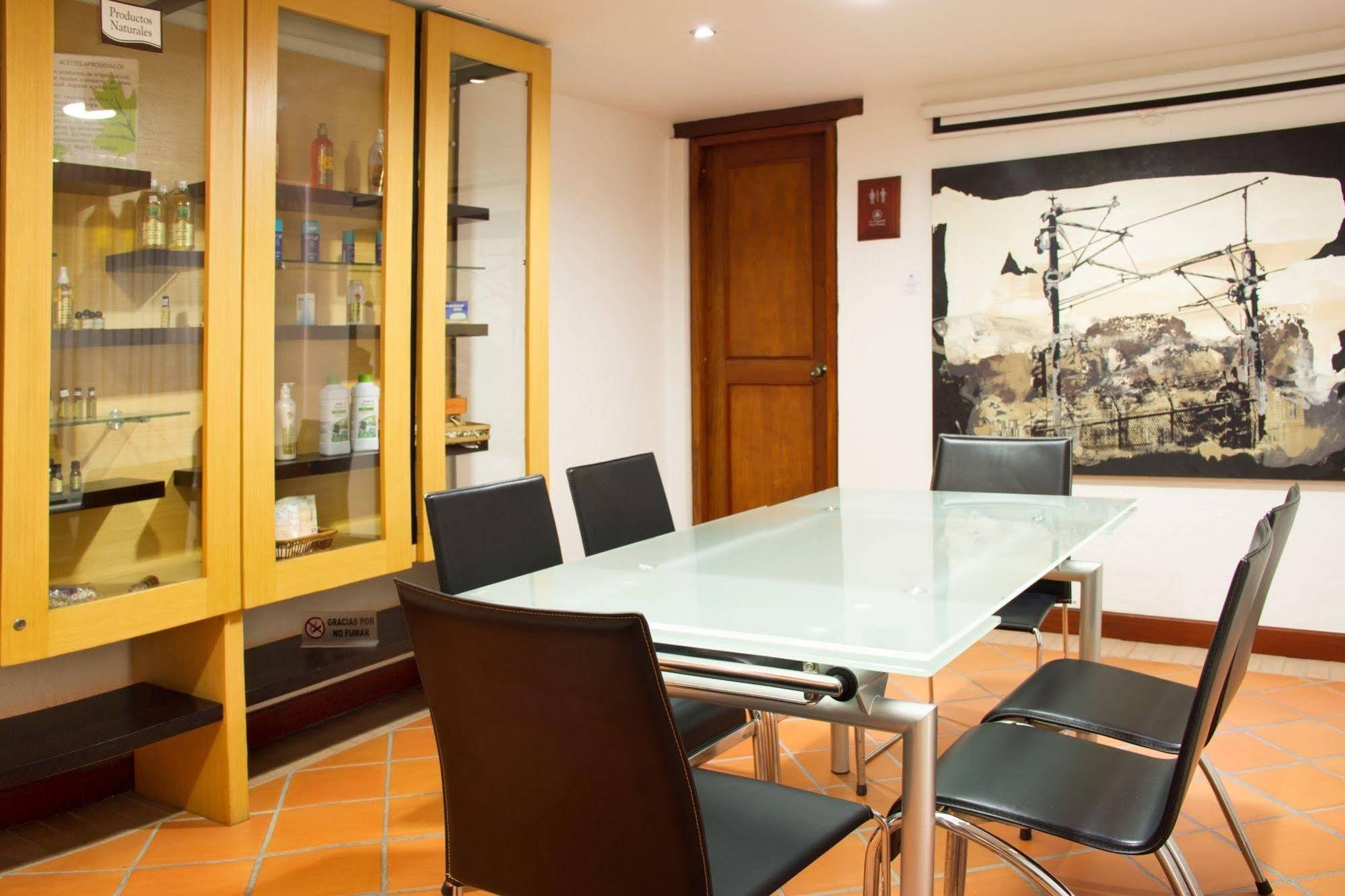 La Campana Boutique