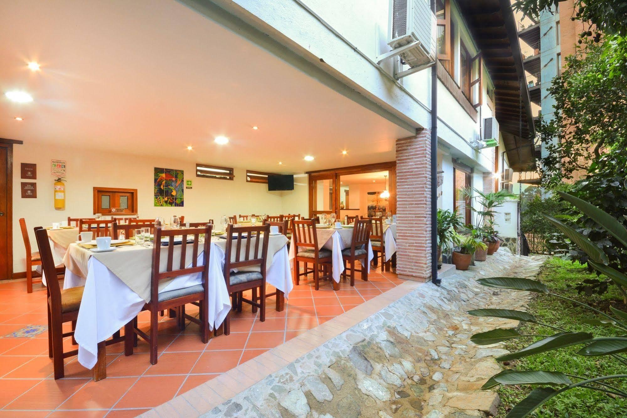 La Campana Boutique