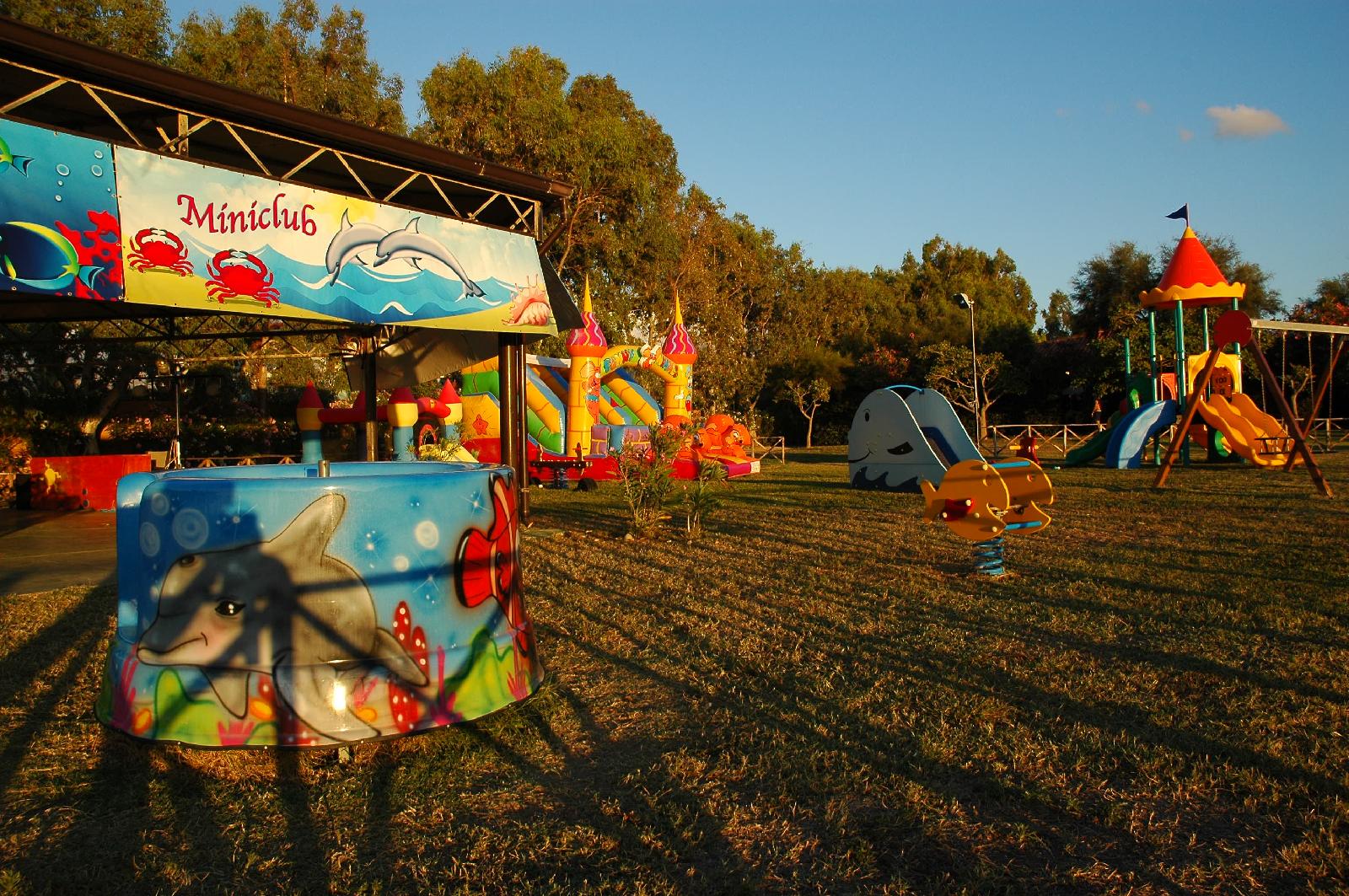 Acacia Resort
