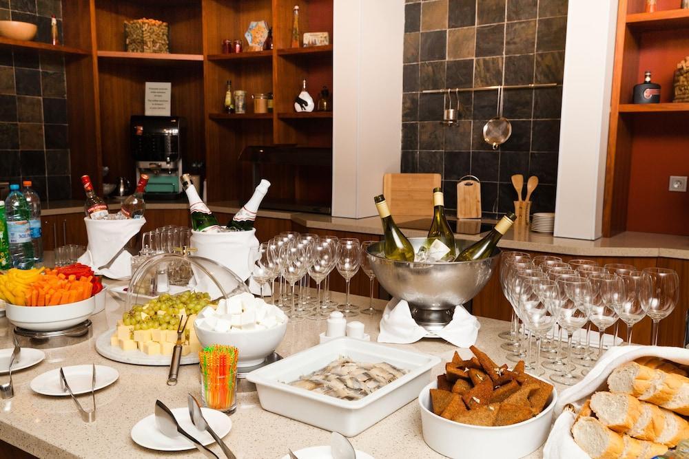 Apart-hotel Moskovskye Vorota (ex.Staybridge Suites)