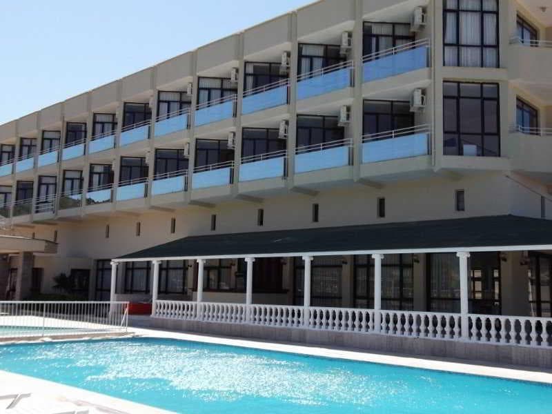 Wa Cesme Farm Hotel Beach Resort & Spa