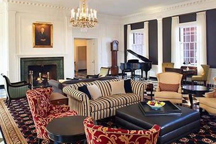 Dearborn Inn, A Marriott Hotel