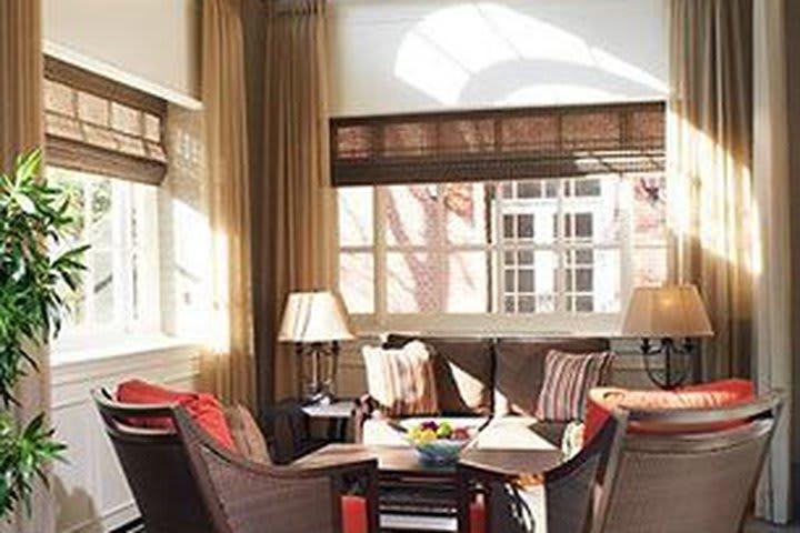 Dearborn Inn, A Marriott Hotel