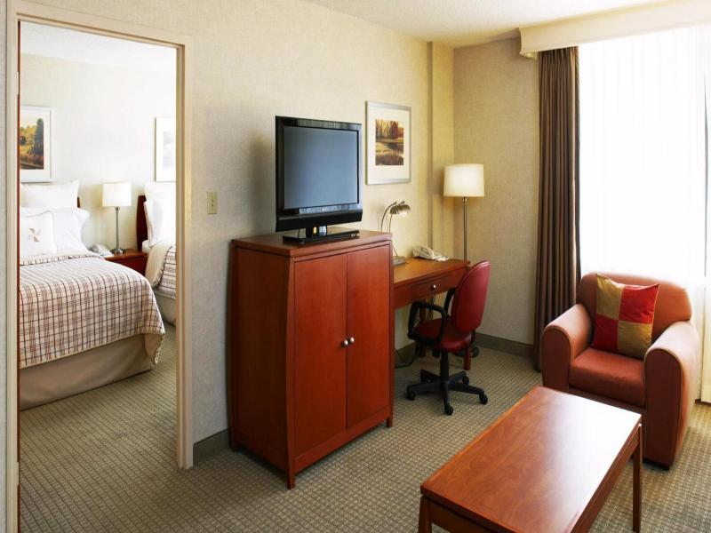 Four Points by Sheraton Charlotte