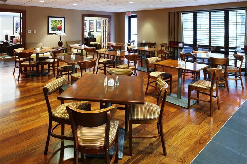 Four Points by Sheraton Charlotte