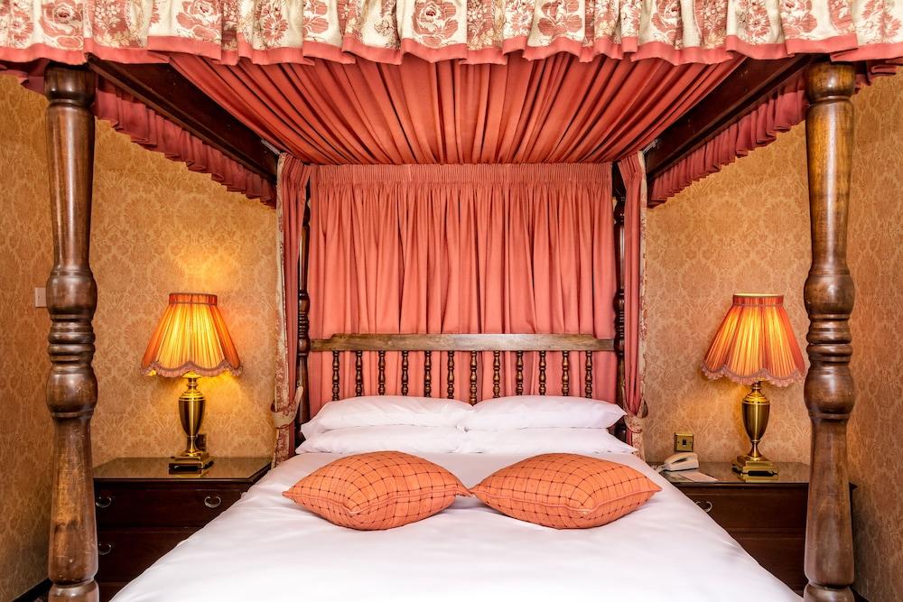 North West Castle