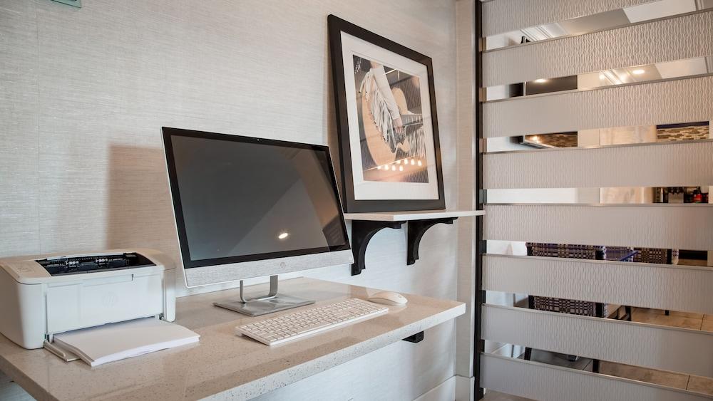Best Western Brentwood