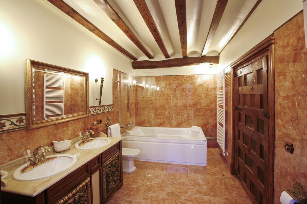 Real Casona De Las Amas