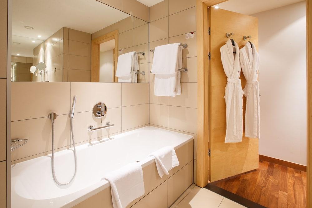 Crowne Plaza St. Petersburg Airport