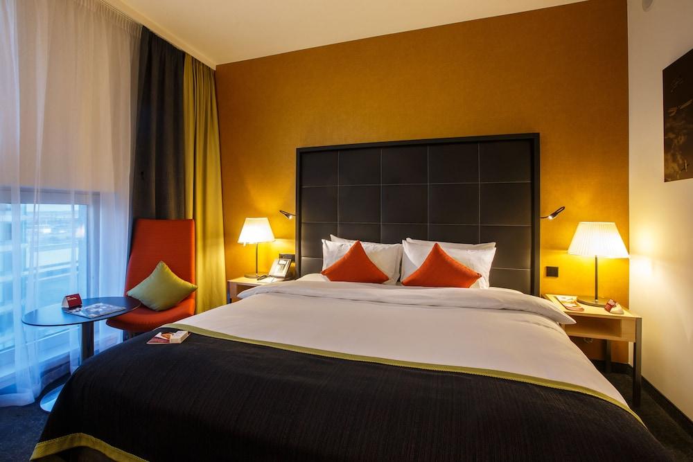 Crowne Plaza St. Petersburg Airport