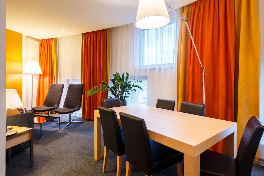 Crowne Plaza St. Petersburg Airport