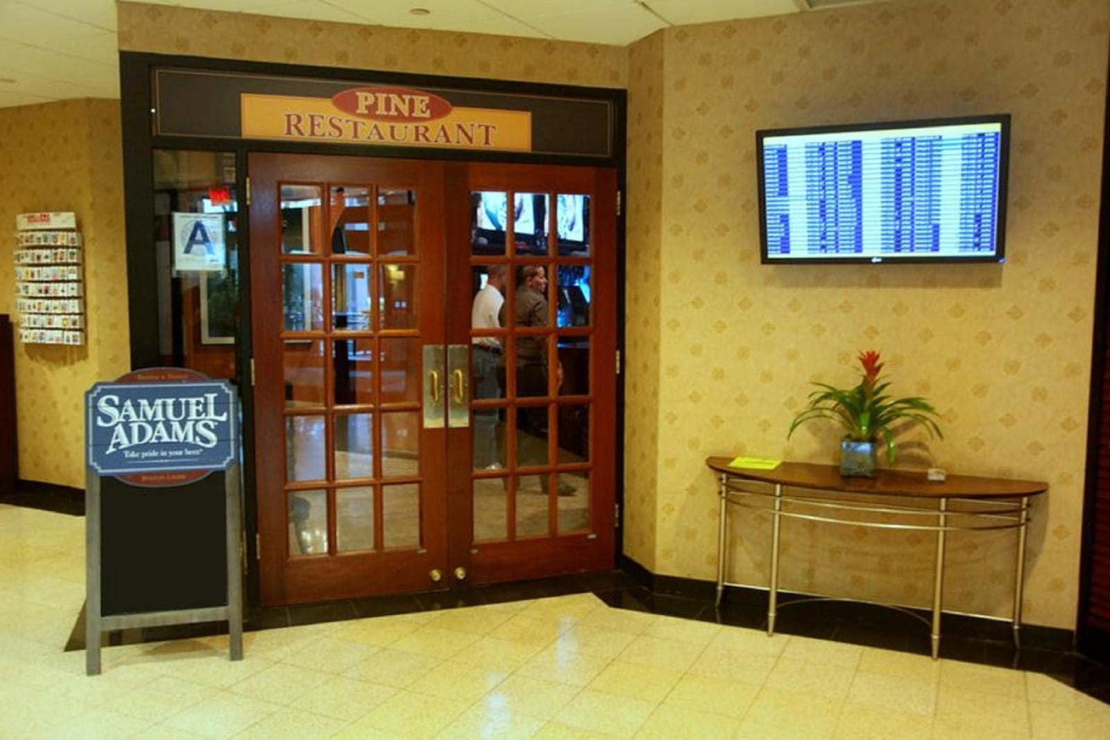 Holiday Inn LaGuardia Airport