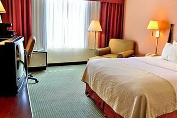 Clarion Inn Fairmont