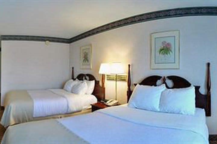 Clarion Inn Fairmont