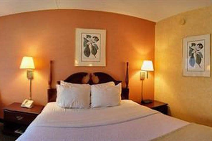Clarion Inn Fairmont