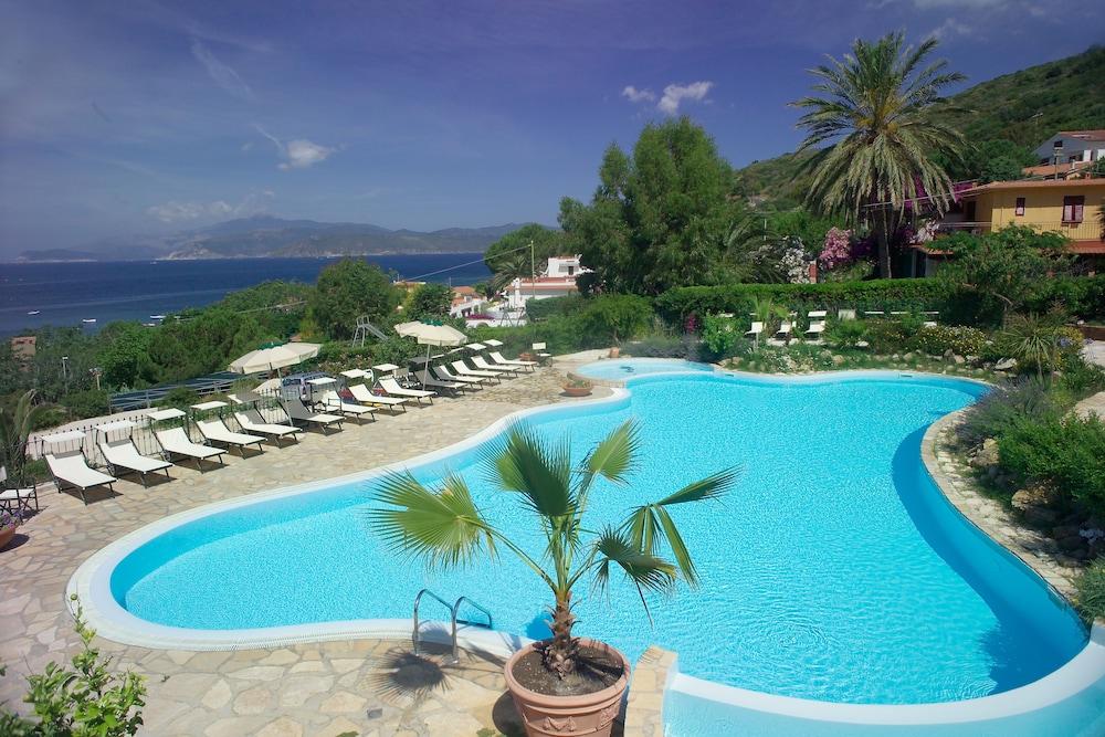 Innamorata Villaggio Turistico