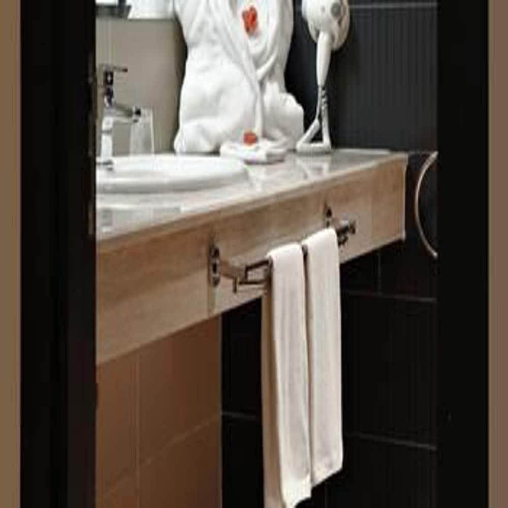 Rawabi Hotel & Spa