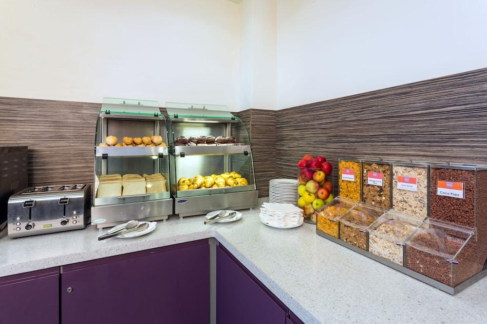 Holiday inn Express Harlow
