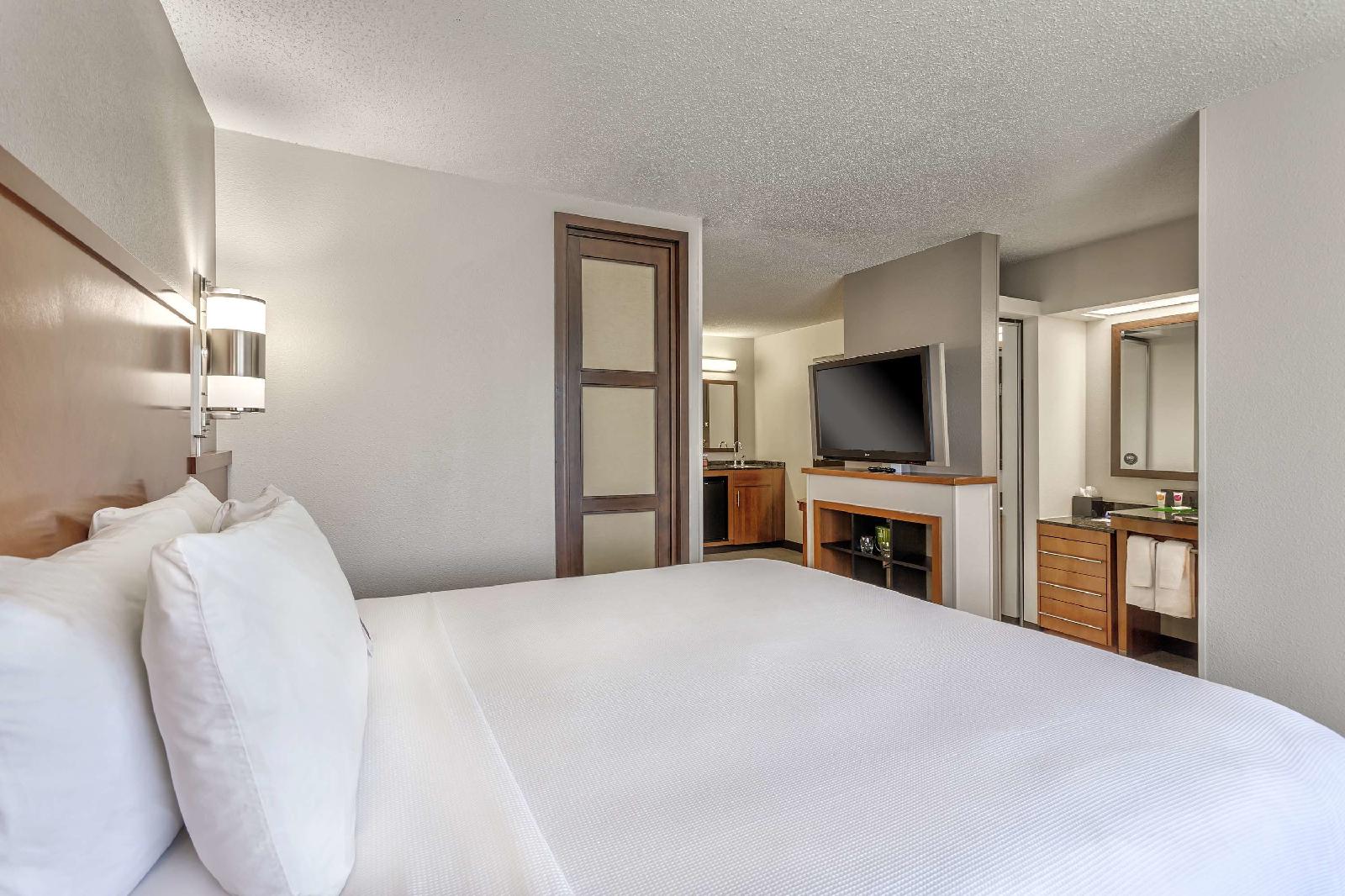 Hyatt Place Kansas City/Overland Park/Convention Center