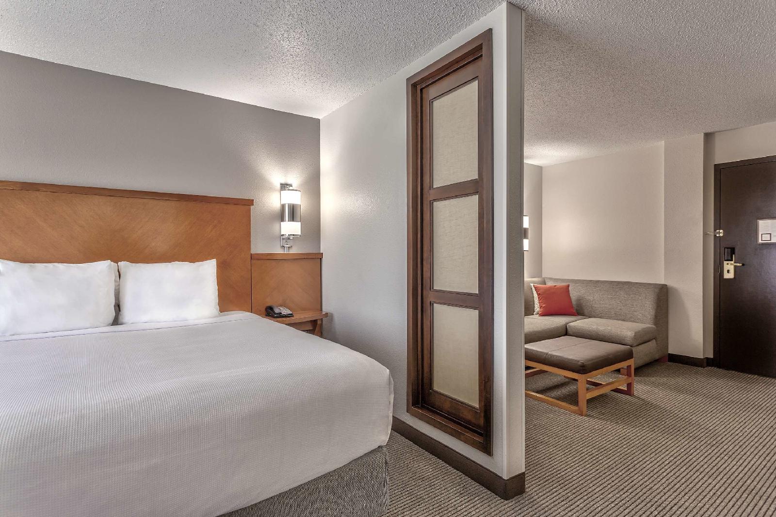 Hyatt Place Kansas City/Overland Park/Convention Center