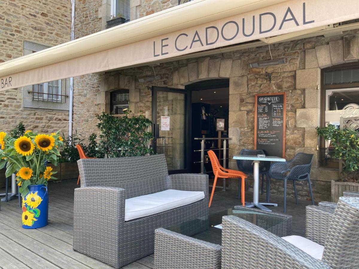 Hotel Restaurant Le Cadoudal