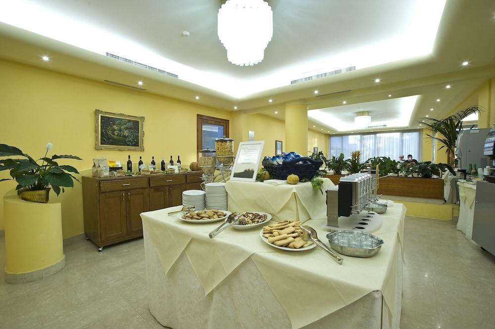 Villa Ricci