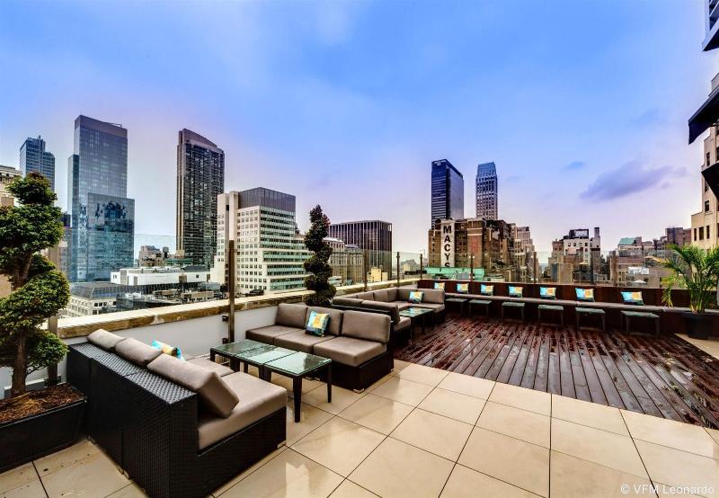 The Herald Hotel Powered by LuxUrban