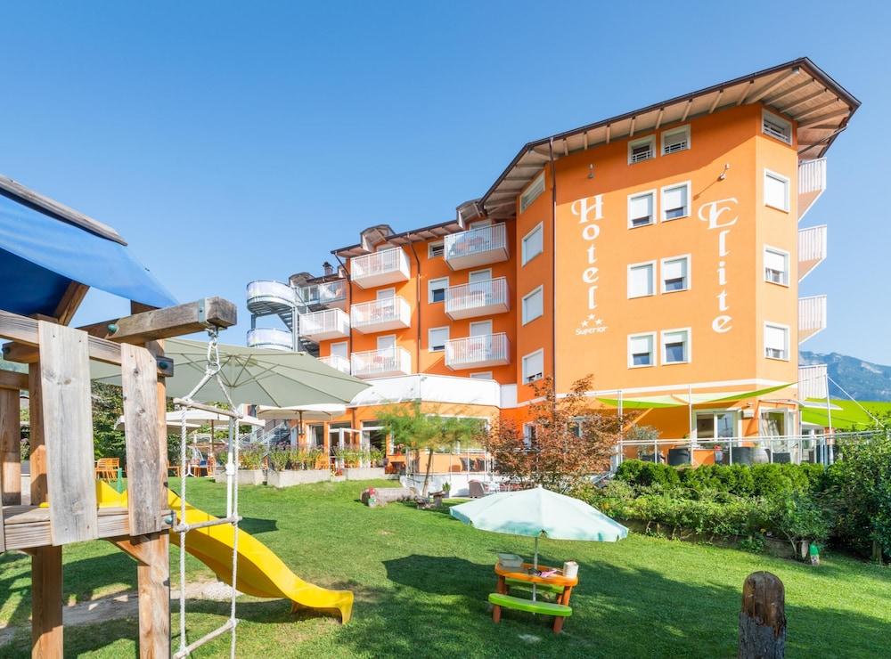 NatureBio Hotel Elite