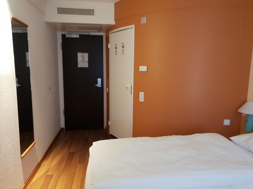 B&B HOTEL Hamburg-Airport
