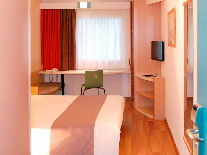 B&B HOTEL Hamburg-Airport