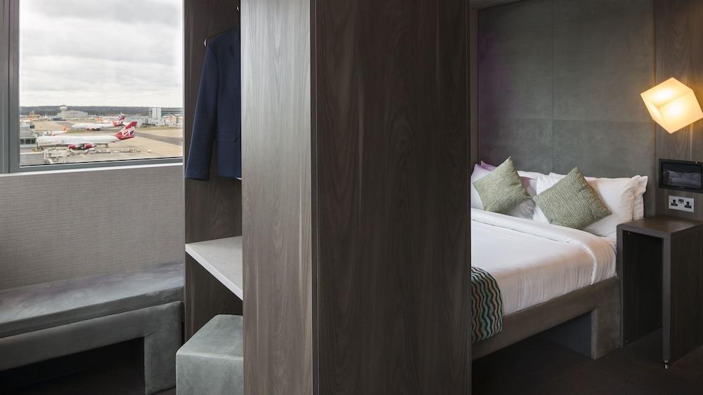 Bloc Hotel Gatwick