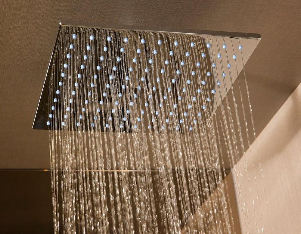 Bloc Hotel Gatwick