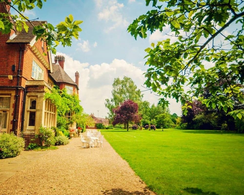 Cantley House Hotel