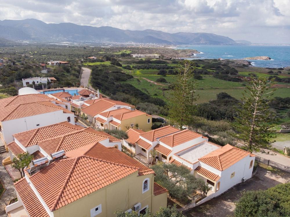 Bella Vista Apartments