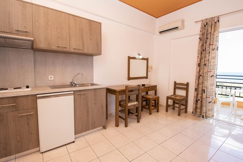 Bella Vista Apartments