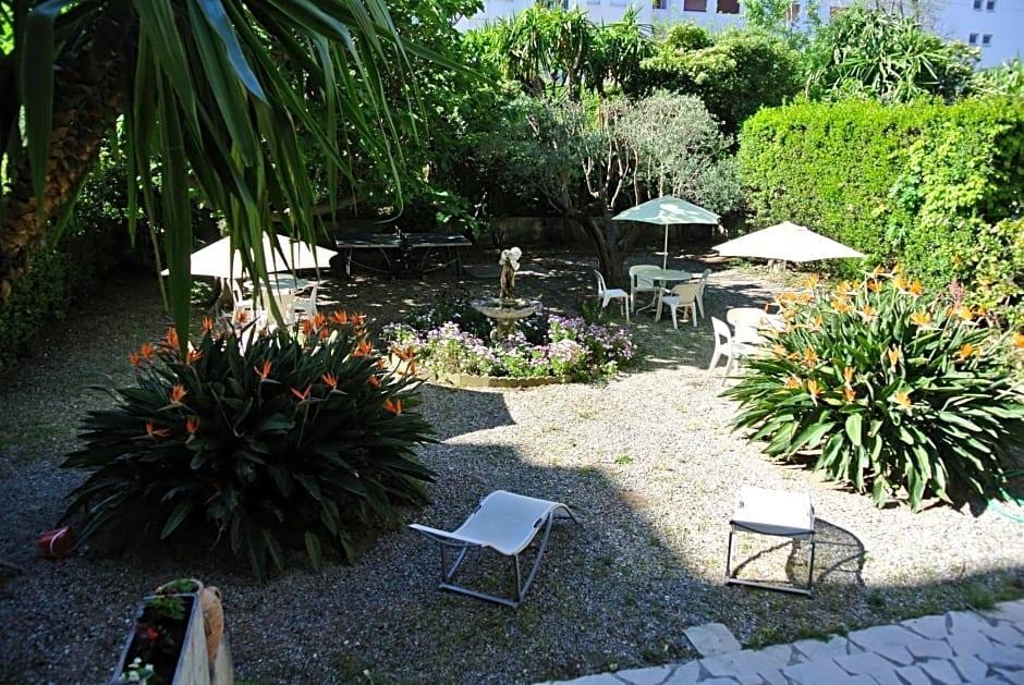 Castel Mistral